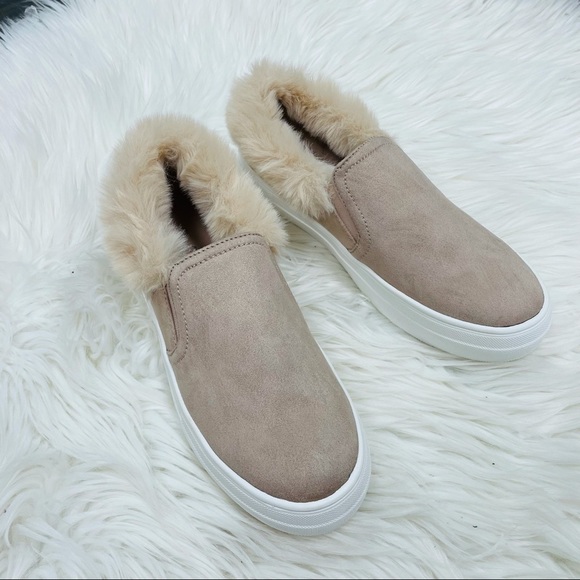 Taupe fur lined slip on - Picture 4 of 7